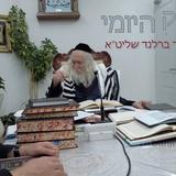 "הכינו להם בלונים רק לא נשאר מי שיעיף אותם" - החיזוק היומי מהגה"צ הרב אליעזר ברלנד שליט"א