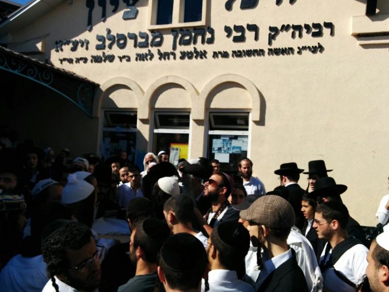 צפו: הלוויתו של אמיר אוחנה ז"ל באומן