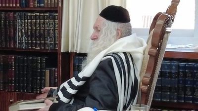 ניחום אבלים למשפחת נידם אצל הגה"צ רבי אליעזר ברלנד שליט"א