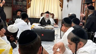 Shiur to Yeshivat Tzamah Nafshi at Home of Rav Berland Shlit"a