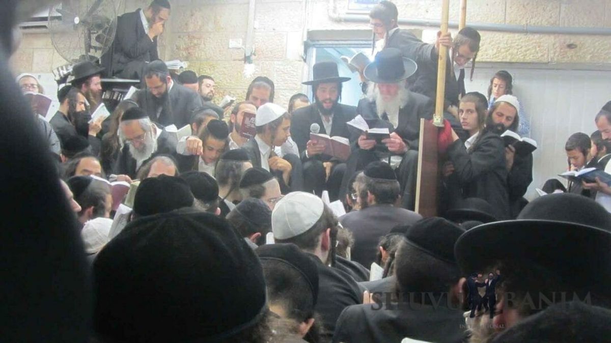 מראות הקודש מתשעה באב תשע"ח אצל הגה"צ הרב אליעזר ברלנד שליט"א