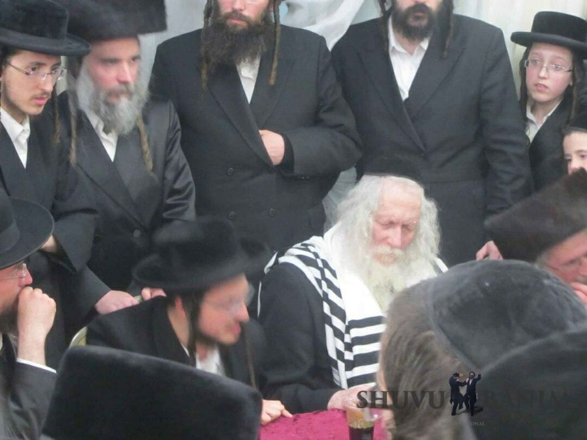 גלריית תמונות משמחת האירוסין של נכד הגה"צ הרב אליעזר ברלנד שליט"א ממשפחת רובינשטיין