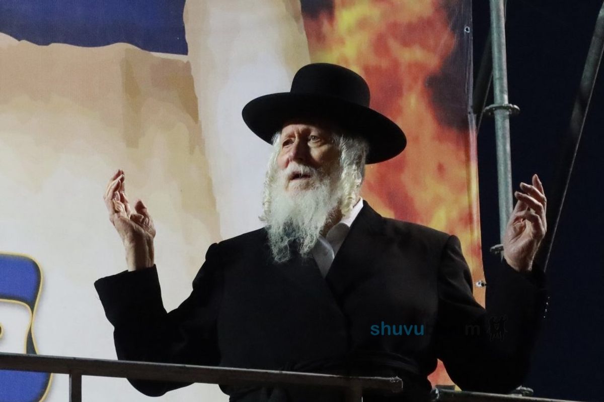 "בִּשְׁעַת המוֹלַד נִפְתָּחִים כָּל שַׁעֲרֵי הַחָכְמָה בִּזְכוּת רַשְּׁבִּ"י" • תפילה למולד חודש אייר