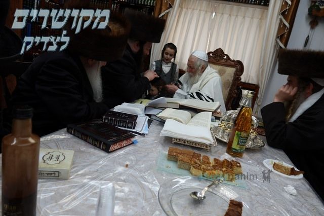 מַחְלְפוֹת רֹאשׁוֹ • מעמד החלאק'ה לנין הגה"צ רבי אליעזר ברלנד שליט"א