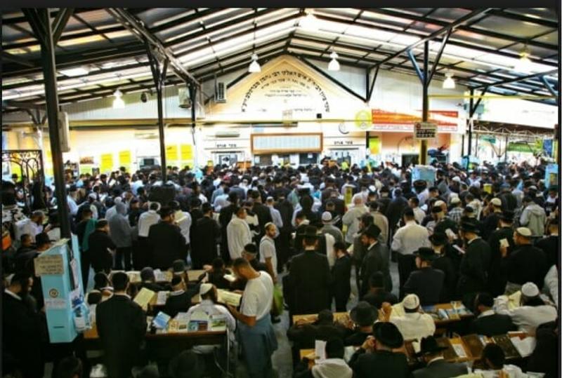 תפילה נפלאה להתפלל על הציון של רבינו זיע"א באומן מהגה"צ הרב אליעזר ברלנד שליט"א