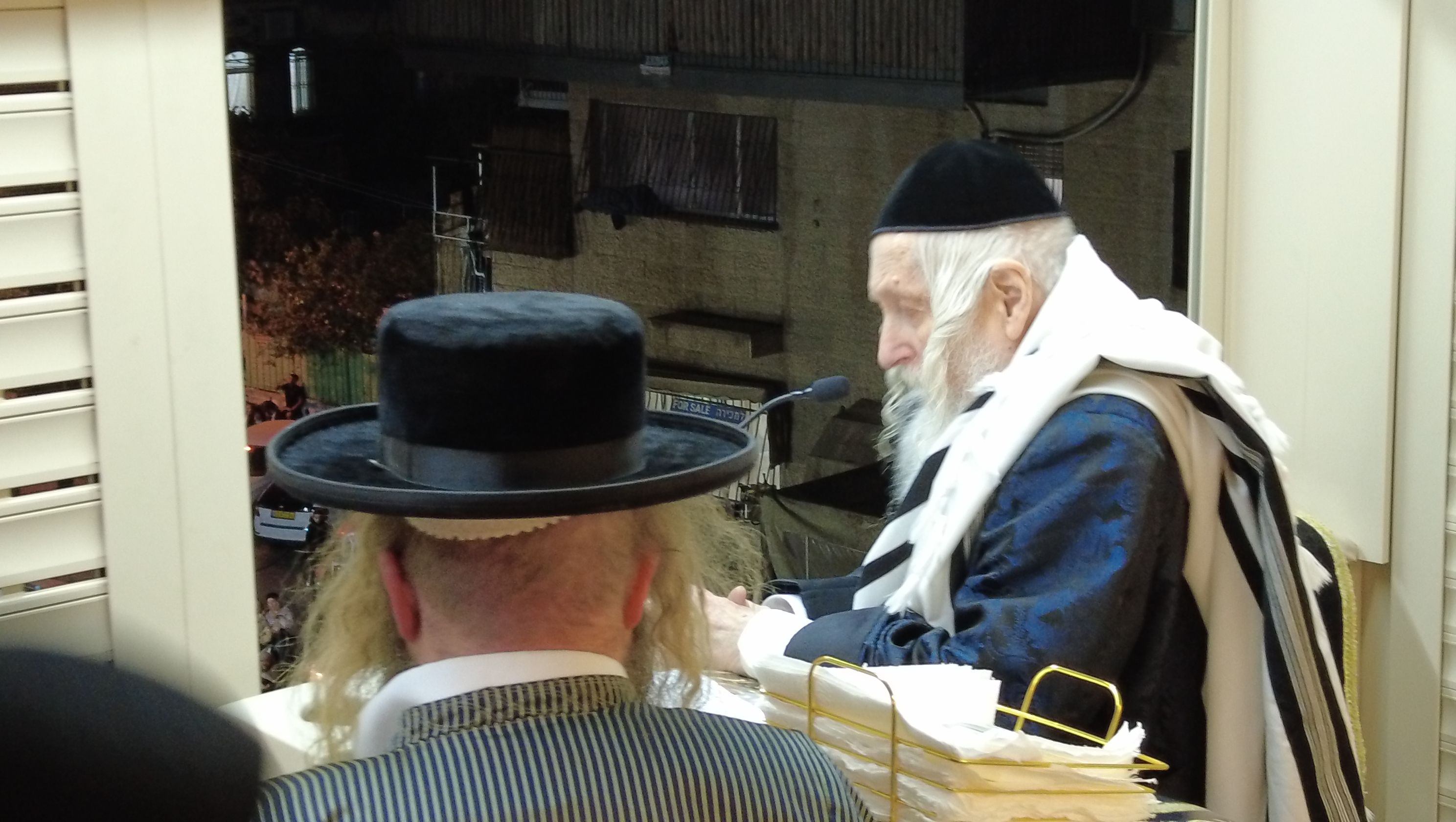 Asamblea de Hitorerut Israel con motivo de los treinta: HaGaón HaTzadik Rav Berland shlita pronunció palabras de fortalecimiento en memoria de la Rabbanit Leah Zinger a"h