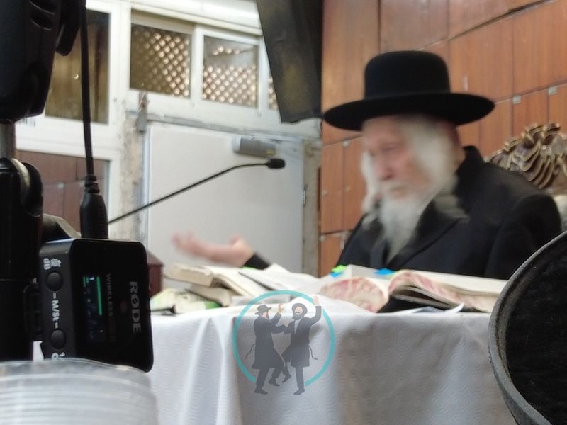 גלריה - מורנו הרב ברלנד שליט"א בשיעור נלהב