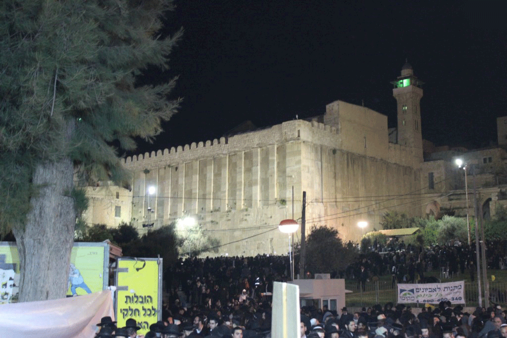 ביום רביעי זה יקרה! עצרת ענקית בחברון לשחרור הגה"צ הרב אליעזר ברלנד שליט"א - איש בל ייעדר!!