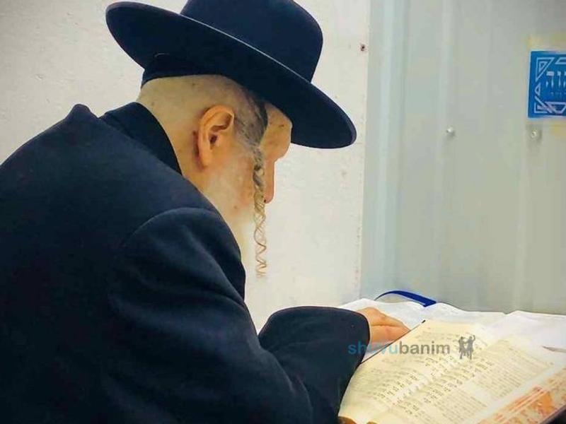 "החותם הראשון בליל זכור ברית" ◇ הגה"צ רבי אליעזר ברלנד שליט"א