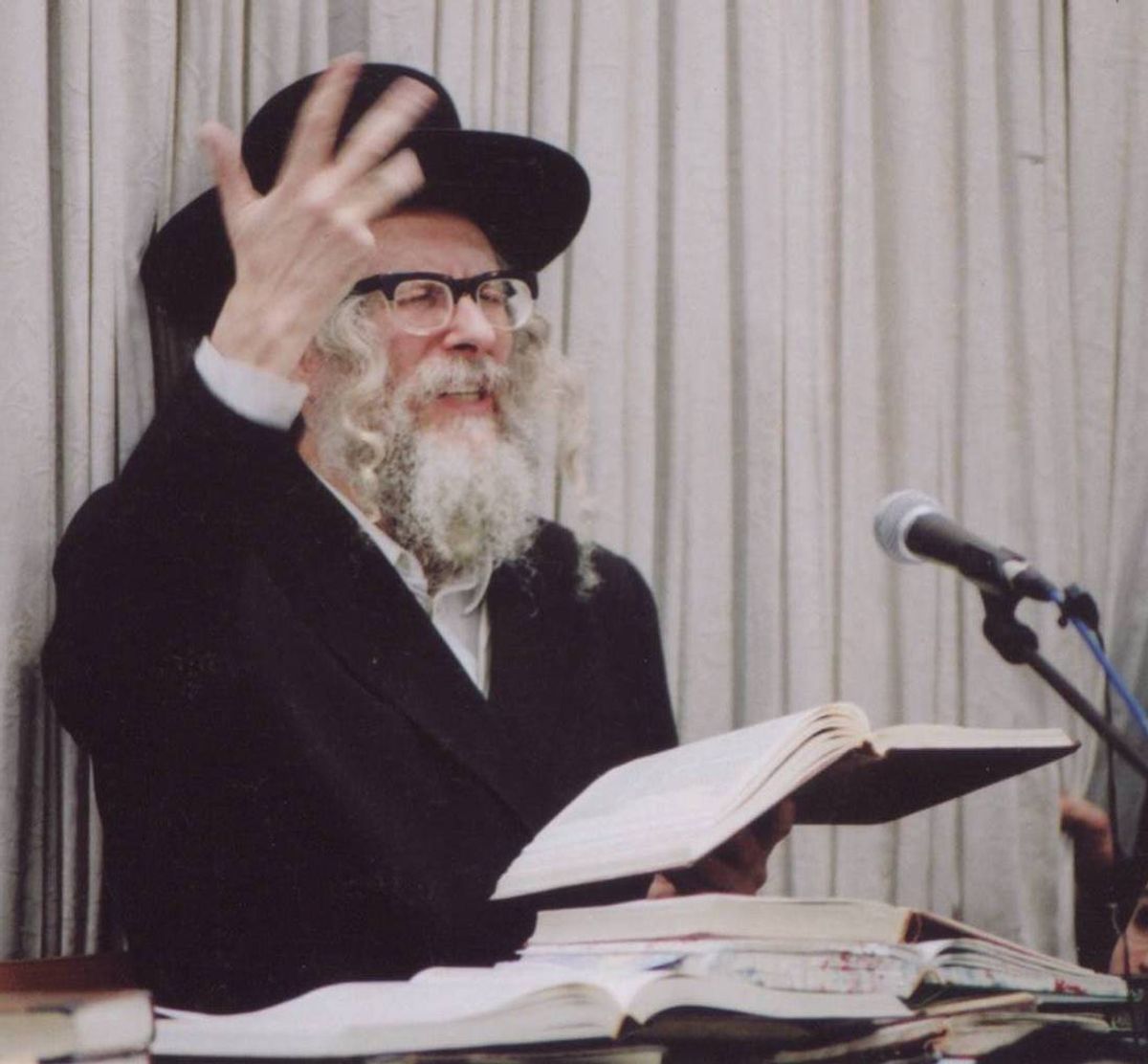 פרנסה ואמונה