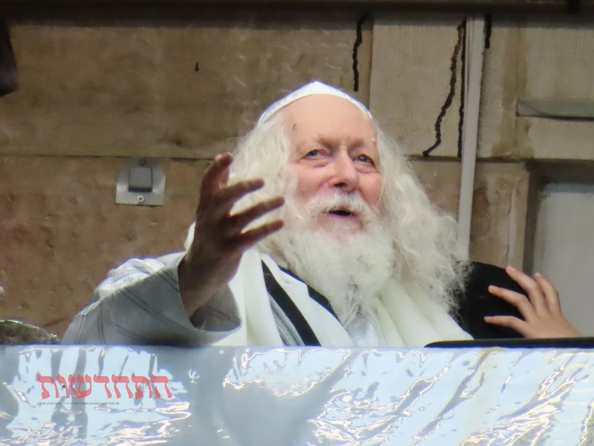 "הִנְנִי נֹתֵן לוֹ אֶת בְּרִיתִי שָׁלוֹם" • שבת פנחס בצילו של הגה"צ רבי אליעזר ברלנד שליט"א