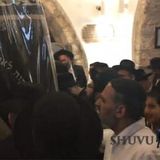 הגה"צ הרב אליעזר ברלנד שליט"א מקבל על עצמו ייסורים להמתקת הגזירות - עצרת תפילה בקבר רחל