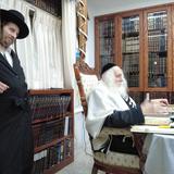 שיעור לדוברי אנגלית במעונו של הגה"צ רבי אליעזר ברלנד שליט"א