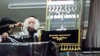 שידור חוזר ממעמד ההדלקה הראשונה יחד עם הגה"צ רבי אליעזר ברלנד שליט"א