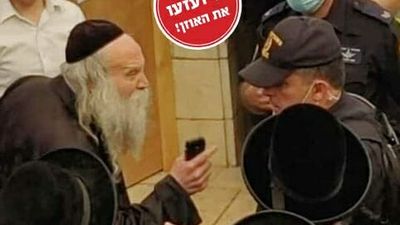 מזעזע: הרב נחמן הורביץ שתי דקות לפני שהתמוטט בחצר רבי שמעון במירון