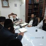 שיעור לתושבי פתח תקווה במעונו של הגה"צ רבי אליעזר ברלנד שליט"א