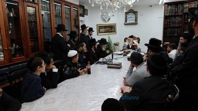 שיעור לתושבי טבריה במעונו של הגה"צ רבי אליעזר ברלנד שליט"א