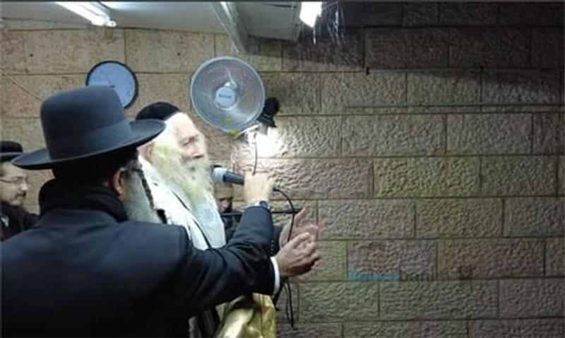 שידור חי: תפילת ערבית ב אדר א' תשפ"ב - הגה"צ הרב אליעזר ברלנד שליט"א