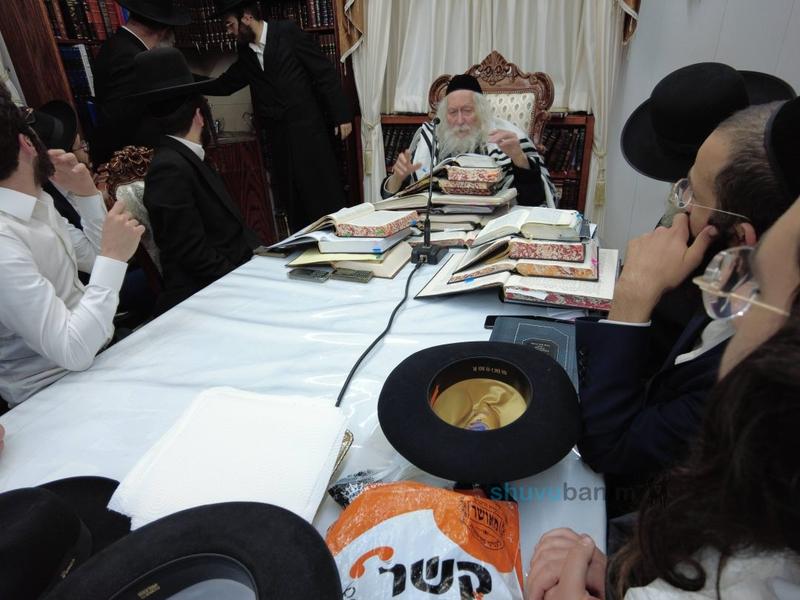 שיעור לבחורי ישיבות ליטאיות במעונו של הגה"צ רבי אליעזר ברלנד שליט"א