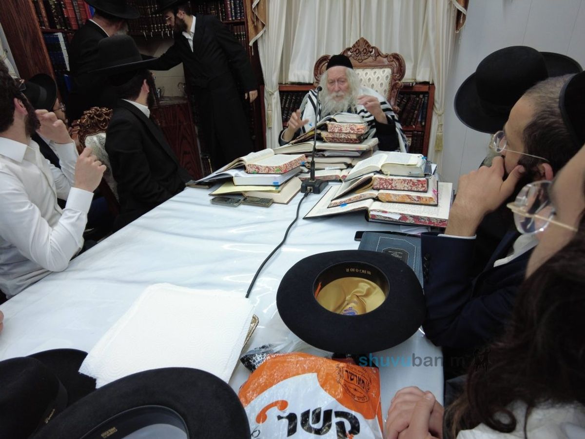 שיעור לבחורי ישיבות ליטאיות במעונו של הגה"צ רבי אליעזר ברלנד שליט"א