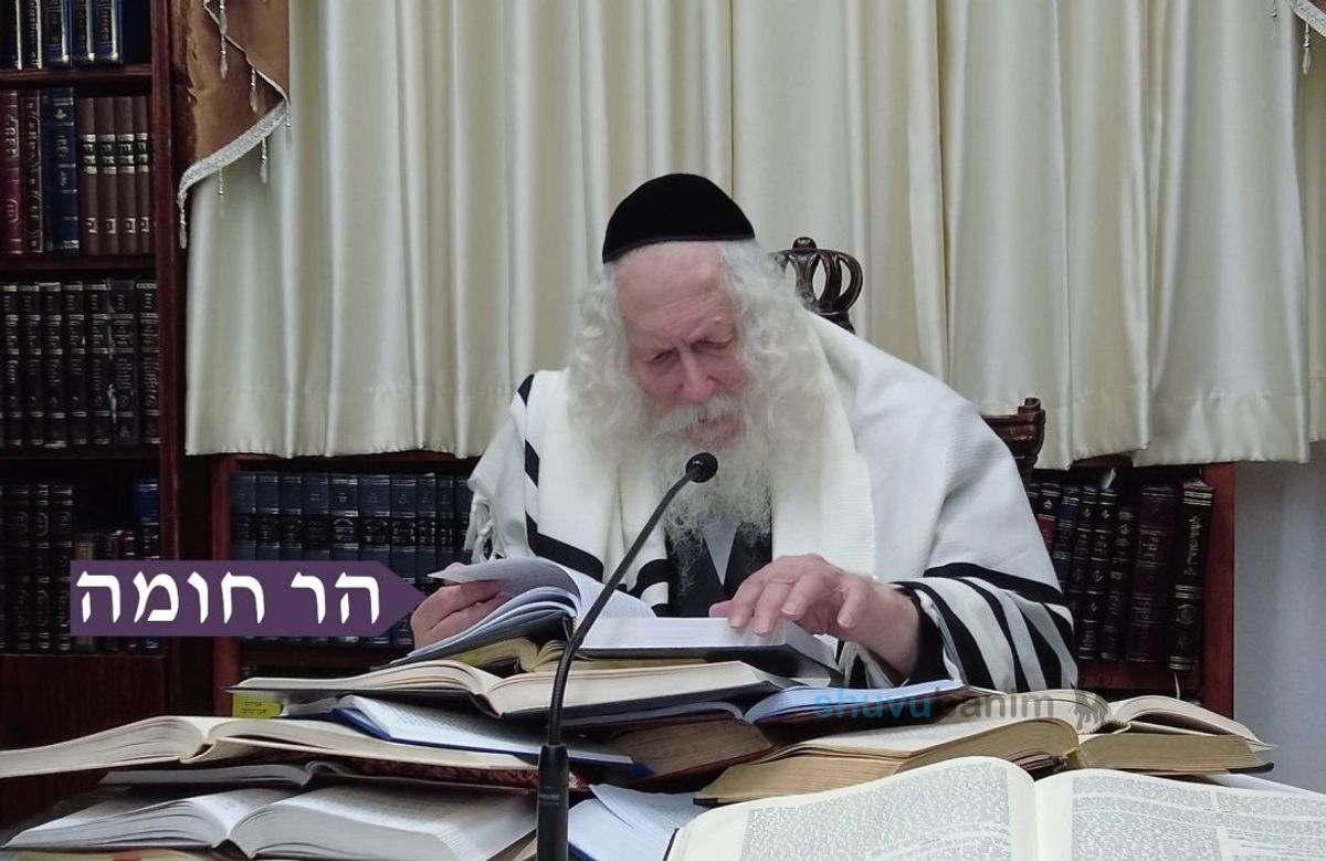 שיעור לתושבי שכונת 'הר חומה' בירושלים במעון קודשו של הגה"צ רבי אליעזר ברלנד שליט"א