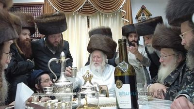 "עבודת ימי הפורים הקדושים" - הגה"צ הרב אליעזר ברלנד שליט"א