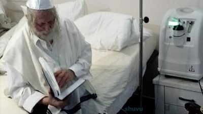 הנכד והגבאי מספר על האישפוז של הגה"צ הרב אליעזר ברלנד שליט"א