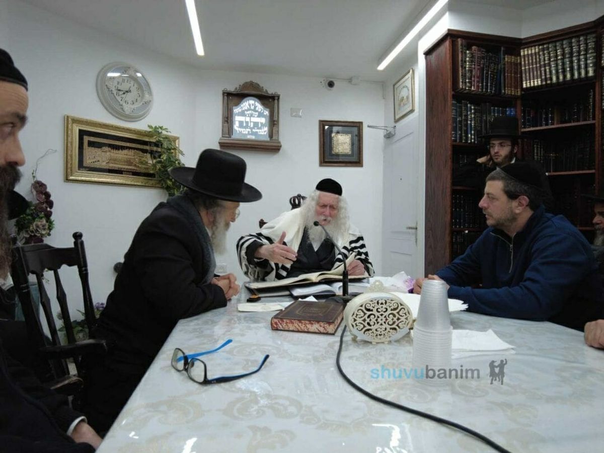 שיעור לתלמידי החלבן בבית הגה"צ רבי אליעזר ברלנד שליט"א