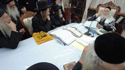 Shiur for Rally Participants at Home of Rabbi Eliezer Berland Shlit”a