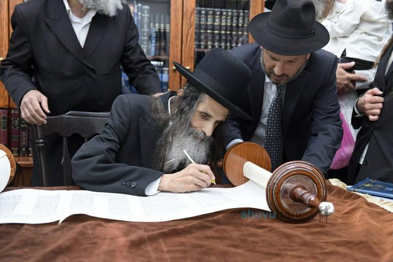 "לקיים בנו חכמי ישראל"  • עצרת תפילה המונית לרפואתו של הרה"ח הרב משה צנעני