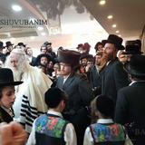 צפו: בר מצווה לנין הגה"צ הרב אליעזר ברלנד שליט"א - גלריית תמונות