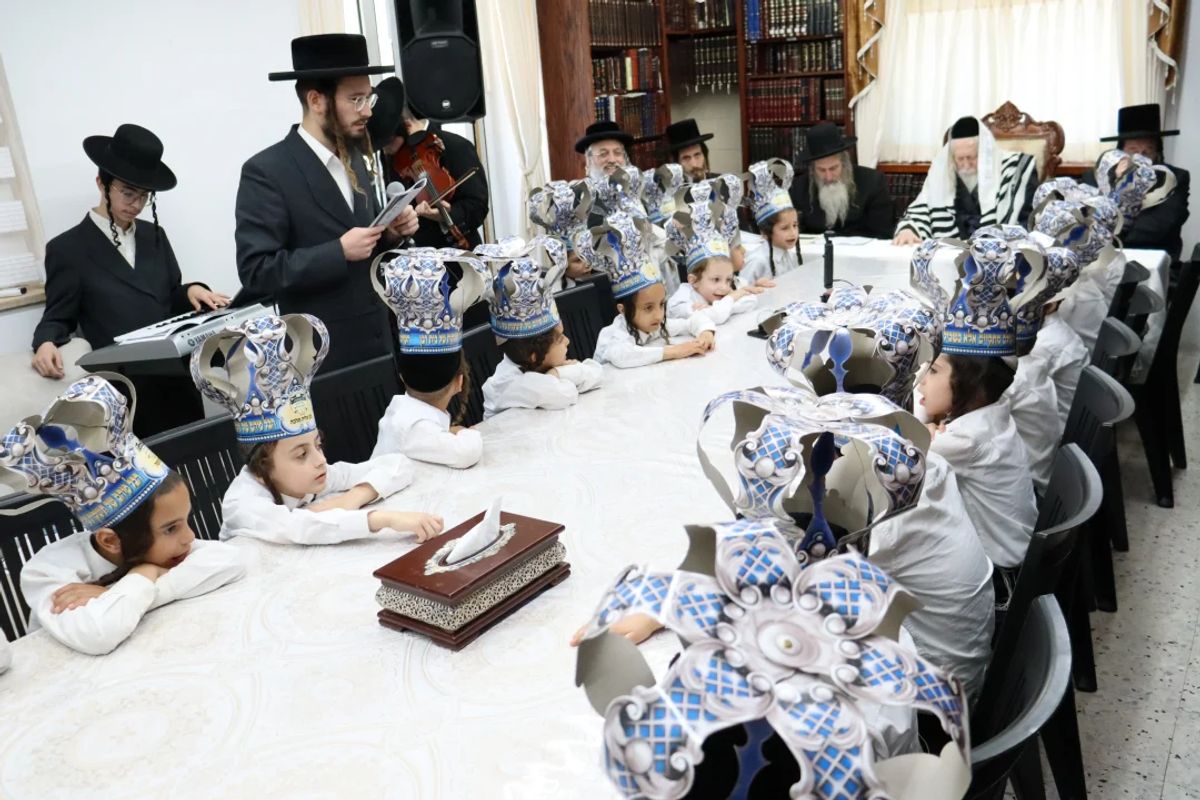 בֶּן חָמֵשׁ לְמִקְרָא • מסיבת חומש לת"ת 'אמונת ציון' במעונו של מורינו הרב שליט"א