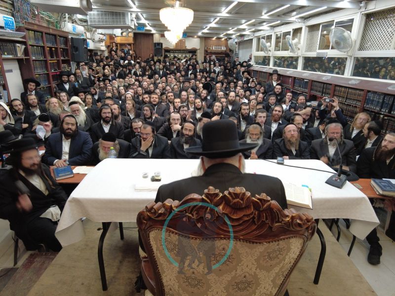 גלריה - מעמד תיקון חצות עם מורנו הרב ברלנד שליט"א