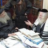 כ"ק האדמו"ר מספינקא ארה"ב הגיע לארה"ק לביקור במעונו של הגה"צ רבי אליעזר ברלנד שליט"א