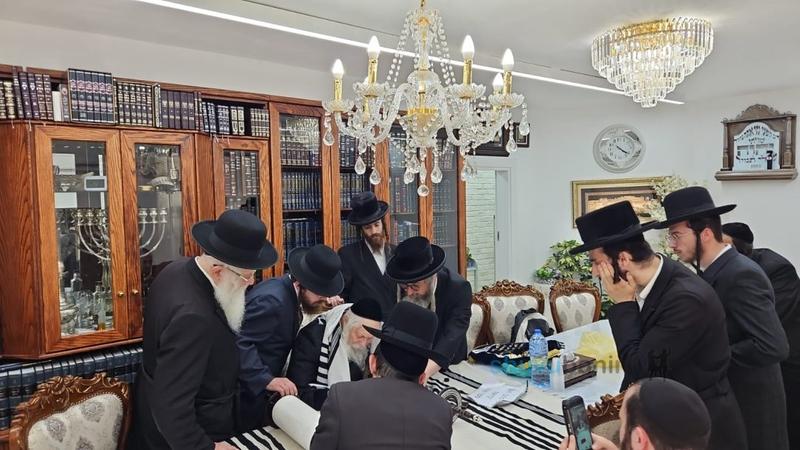 כִּתְבוּ לָכֶם • מעמד סיום כתיבת האותיות לבית הכנסת 'מאור הנחל'