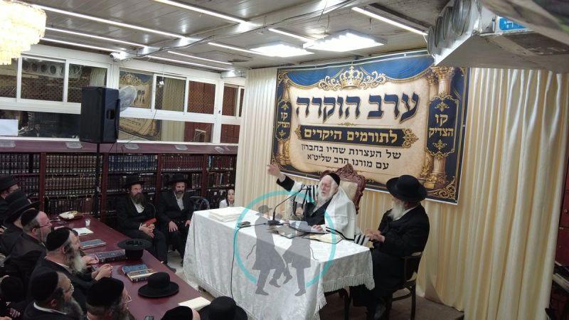 האולם במהלך השירה בערב ההוקרה