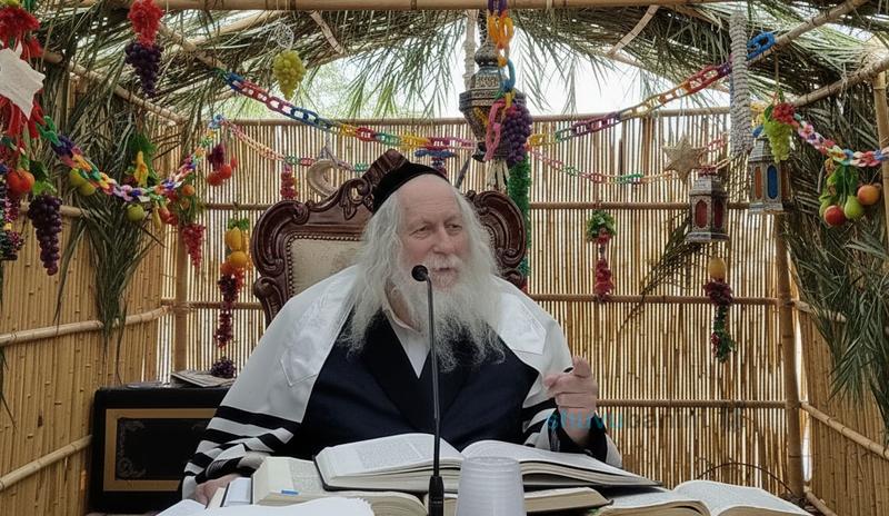 קדושי נובה והמקיפים של סוכות - החיזוק היומי מהגה"צ הרב אליעזר ברלנד שליט"א