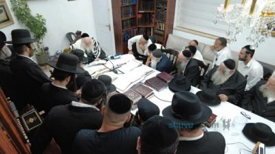 שיעור לתושבי אור עקיבא בבית מורינו הגה"צ רבי אליעזר ברלנד שליט"א