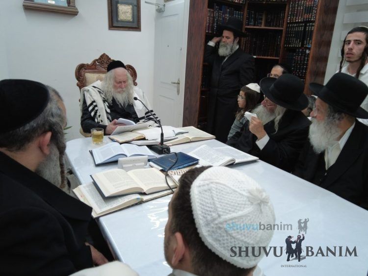 Shiur to Residents of Bat Yam at Home of Rav Eliezer Berland Shlit”a