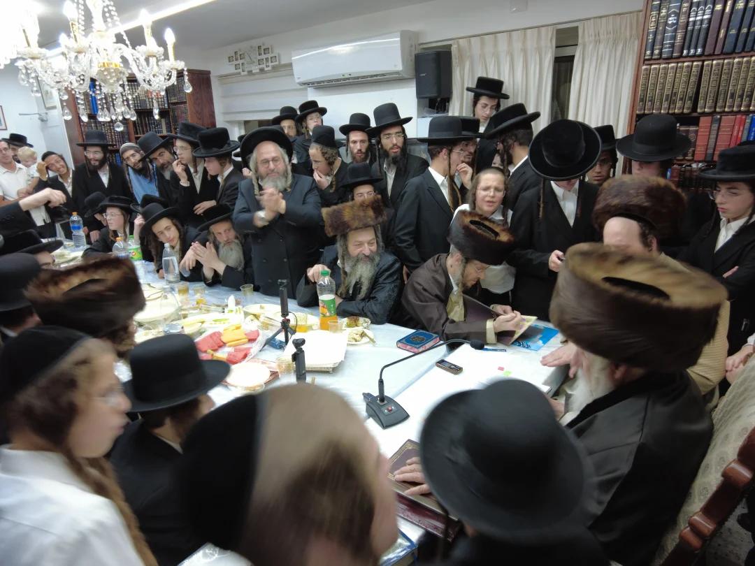 בְּחָכְמָה יִבָּנֶה בַּיִת • שמחת האירוסין לנינו של הגה"צ רבי אליעזר ברלנד שליט"א