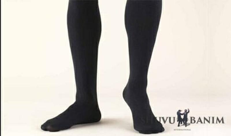 "בט' באב הולכים רק עם גרביים" - דברי הגה"צ הרב אליעזר ברלנד שליט"א