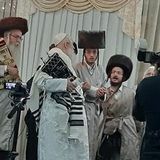 הקפות שניות עם הגה"צ הרב אליעזר ברלנד שליט"א כמו שלא נראו מעולם: צפו