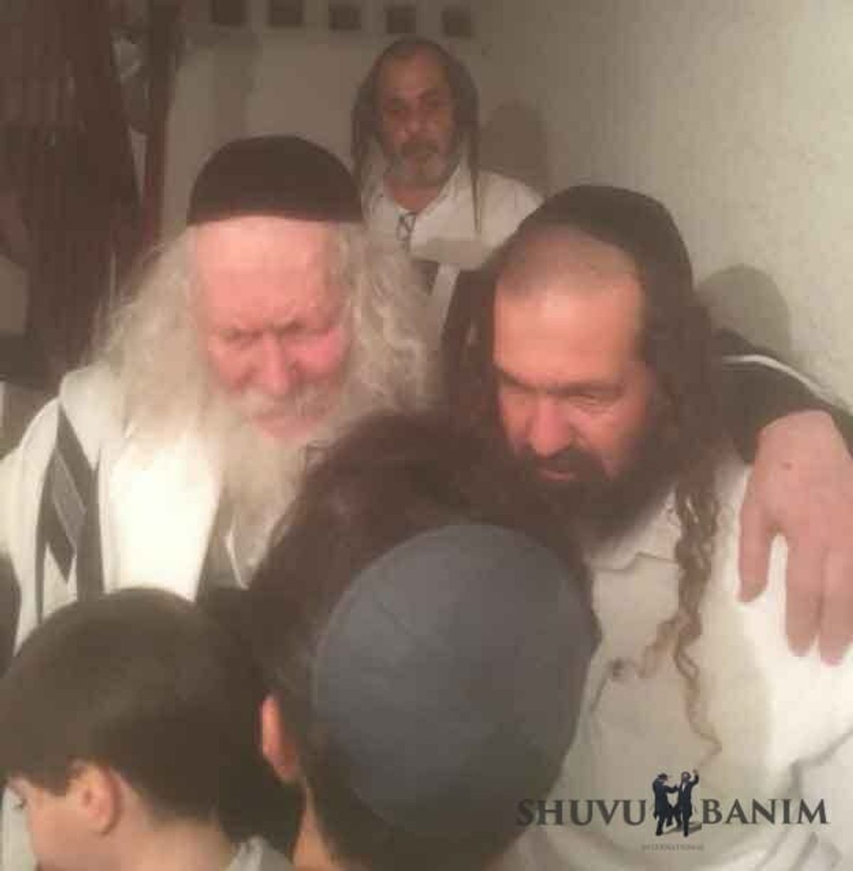 "אִם אָדָם הוּא בְּתוֹךְ הַתַּאֲוָה הוּא עֶבֶד כְּנַעֲנִי" - דברי הגה"צ הרב אליעזר ברלנד שליט"א - מראות הקודש מחוג הבית ברחובות