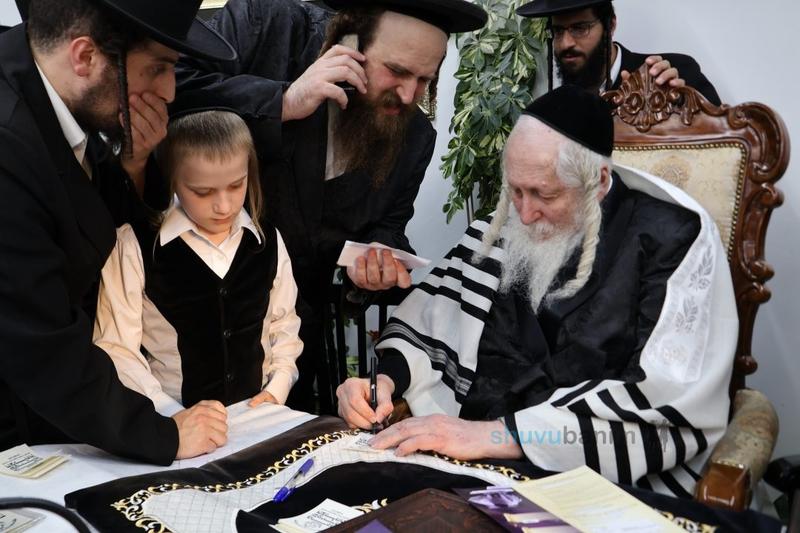 וְאֵלֶּה שְׁמוֹת • ערב הוקרה לתורמי ספר התורה ותחילת כתיבת ספר שמות