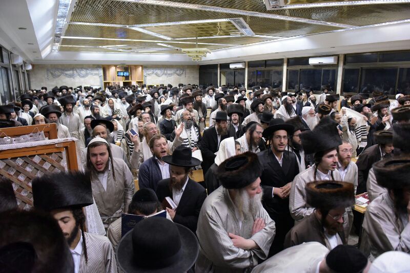 מעמד תפילה אדיר בציונו של רשב