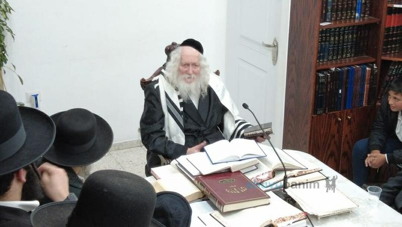 שיעור בבית מורינו הגה"צ רבי אליעזר ברלנד שליט"א לקהילת ברסלב בחשמונאים