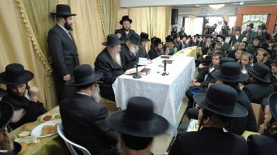 מעמד כבוד התורה וחלוקת תעודות בישיבת 'נחלי התורה' בהשתתפות הגה"צ רבי אליעזר ברלנד שליט"א