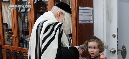 מַחְלְפוֹת רֹאשׁוֹ • תיעוד מתוק של חלאק'ה ע"י הגה"צ רבי אליעזר ברלנד שליט"א