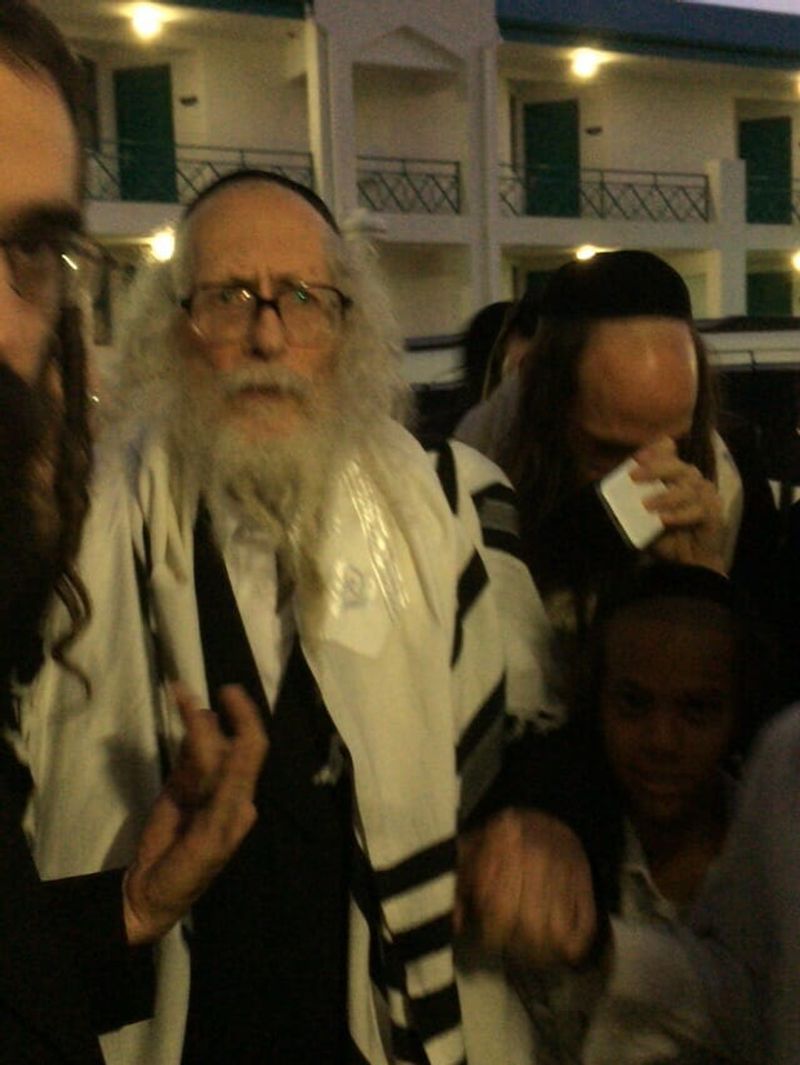 מורנו הרב שליט