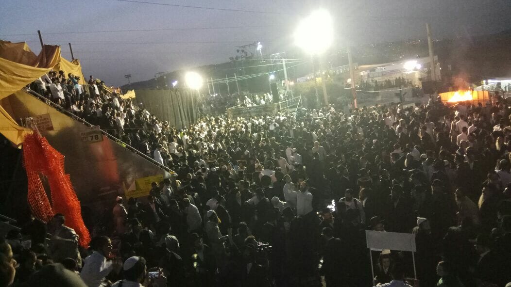 ל"ג בעומר תשע"ז במתחם שובו בנים במירון. שיעורו של הרב ברלנד שליט"א, ווידאו וגלריית תמונות